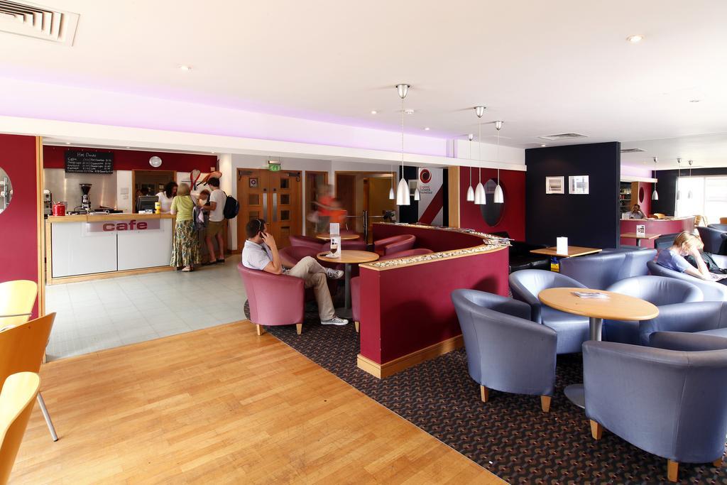 South Marston Hotel And Leisure Club Swindon Exteriör bild